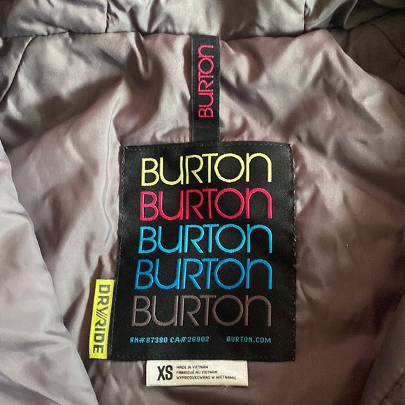 Burton Dri-Ride ski jacket ⛷️ - Picture 3 of 9